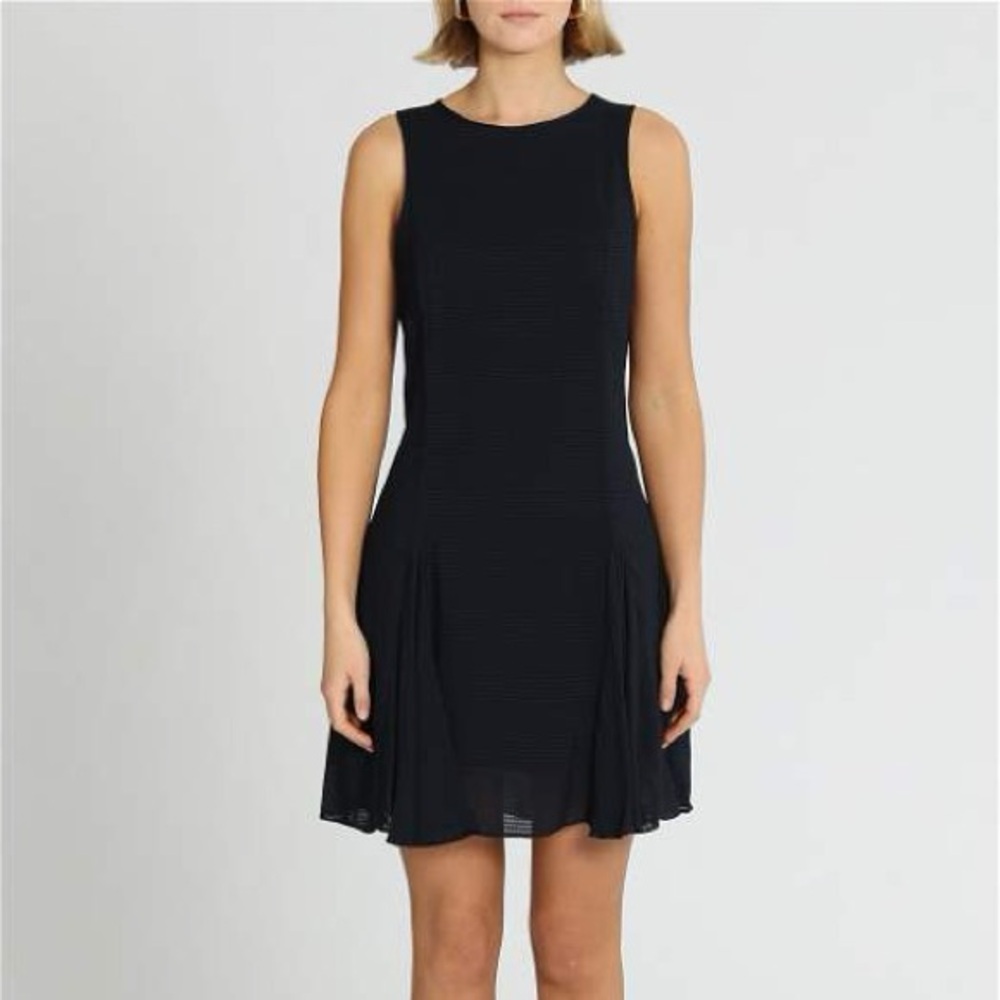 Reiss Women’s Little Black Dress Sleeveless Fitted Flare Keyhole Mini Dress Sz 4